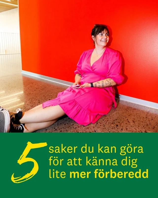 Lite sommarpepp för den som gillar att känna sig förberedd ☀️📚
Här är fem enkla saker som kan göra starten på universitetet lite smidigare 👇