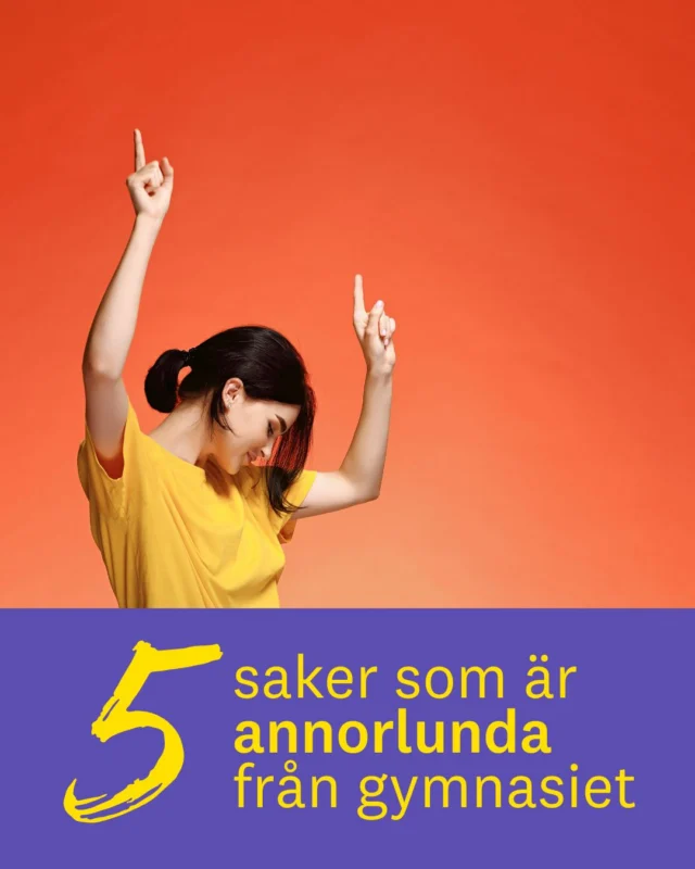 Universitet ≠ gymnasiet 🎓
Här är fem saker som brukar överraska nya studenter – på ett bra sätt.
Swipea för att se vad som skiljer sig!