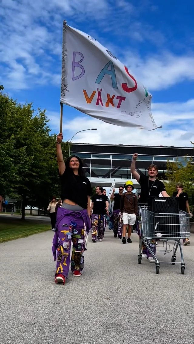 Den gångna veckan har det varit introduktionsvecka för alla nya studenter🤩Fullt ös på våra campus med diverse sociala aktiviteter, lekar, dans, musik och fest🥳