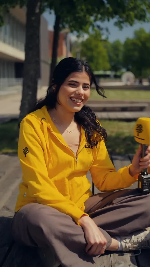 Terminen börjar lida mot sitt slut, så vi – Nour och Shirav – tog en runda på campus för att fråga studenter vad de minns mest från året som gått. 💛
Vad är ditt bästa minne från det här året?
/Nour och Shirav, sociala medie-ambassadörer