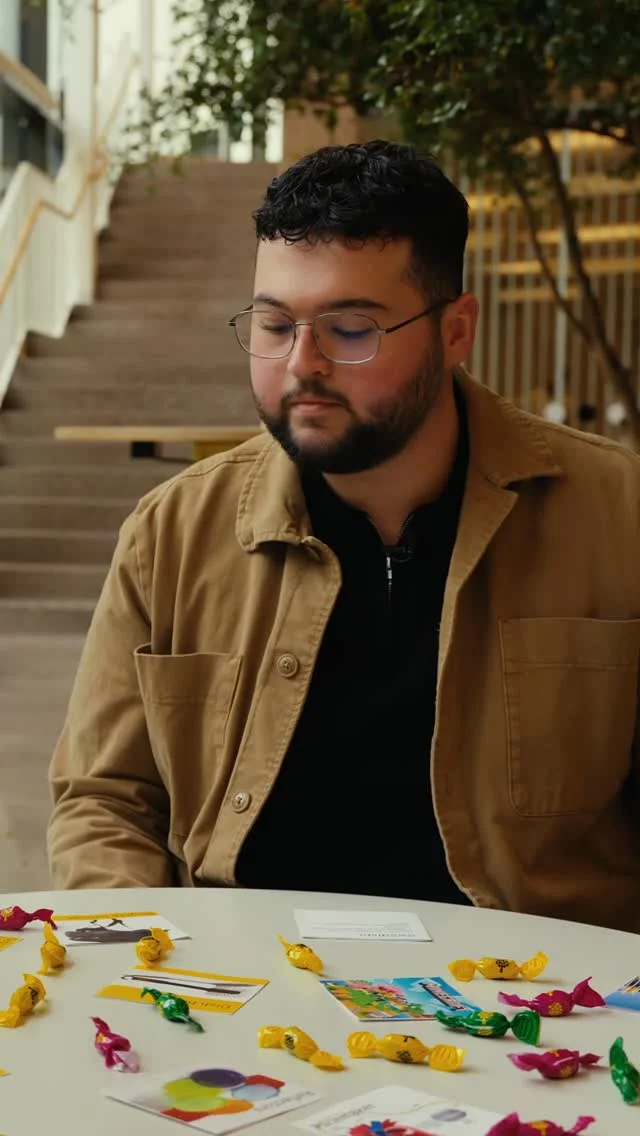 I veckans avsnitt av Culture Talks pratar studenterna om studier, ansvar och lärande – och om hur olika utbildningssystem kan forma våra erfarenheter på olika sätt. Samtalet handlar bland annat om frihet under ansvar, självdisciplin och hur mycket man kan lära sig genom diskussioner och egna initiativ. 💛