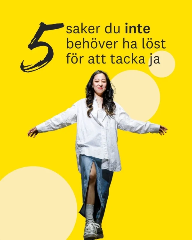 Känner du dig osäker inför att tacka ja?
Det är helt normalt.

Du behöver inte känna någon, ha full koll på utbildningen, ha köpt kurslitteratur eller ha ordnat allt för terminsstart redan nu. Många av de praktiska bitarna faller på plats först när terminen närmar sig.

Just nu behöver du bara ta nästa steg: läsa ditt antagningsbesked och svara senast på måndag (20/7).
